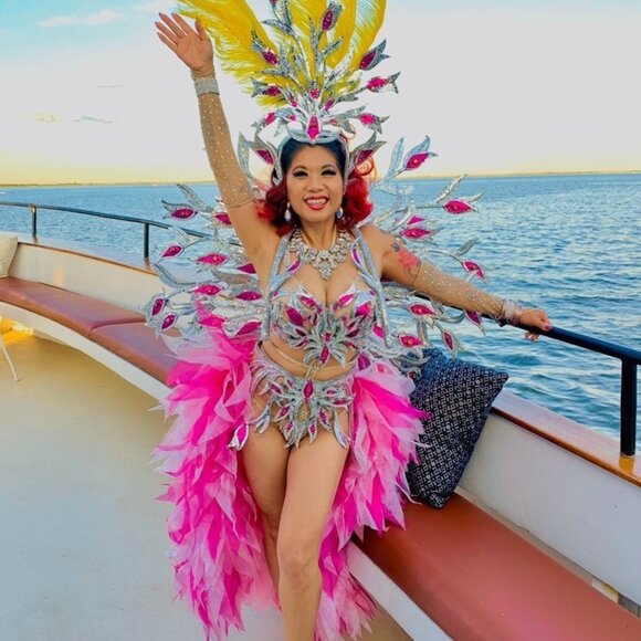 Cabaret Costume Silver Magenta 5-Piece - Picture 3 of 12